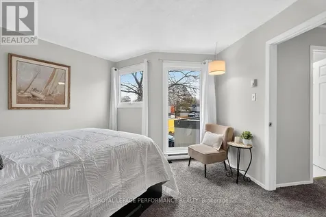42 Compata Way Ottawa ON K1B 4W9