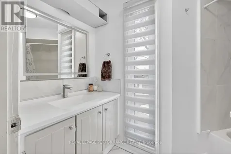 42 Compata Way Ottawa ON K1B 4W9