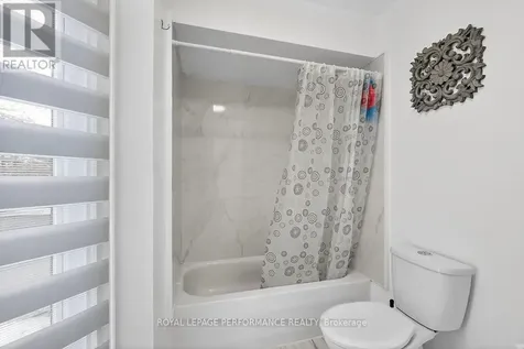 42 Compata Way Ottawa ON K1B 4W9