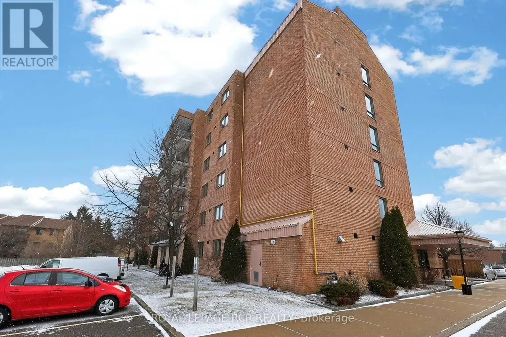 16 Fourth Street Orangeville ON L9W 4N7