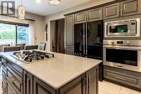223 Briar Hill Crescent Ancaster ON L9G 3M9