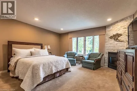 223 Briar Hill Crescent Ancaster ON L9G 3M9