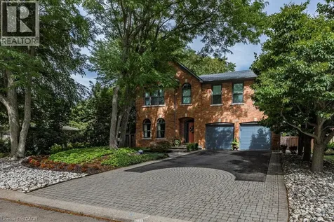 223 Briar Hill Crescent Ancaster ON L9G 3M9
