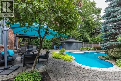223 Briar Hill Crescent Ancaster ON L9G 3M9