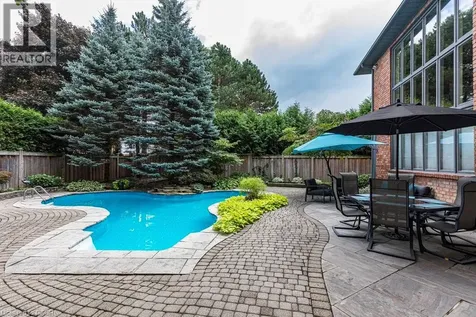 223 Briar Hill Crescent Ancaster ON L9G 3M9
