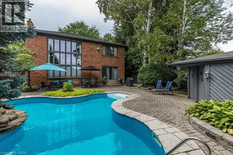 223 Briar Hill Crescent Ancaster ON L9G 3M9