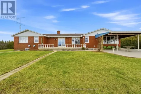 1137 Ridge Road Hamilton ON L8J 2X5