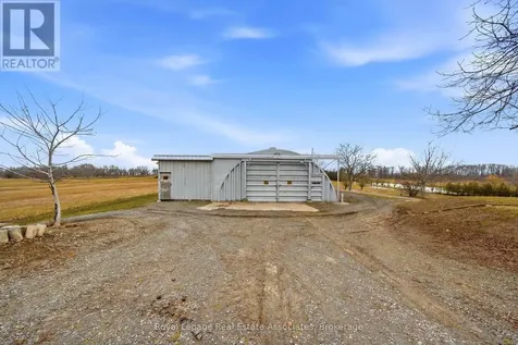 1137 Ridge Road Hamilton ON L8J 2X5