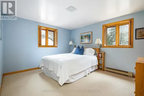 26 Oslerview Drive Clearview ON L9Y 3Y9