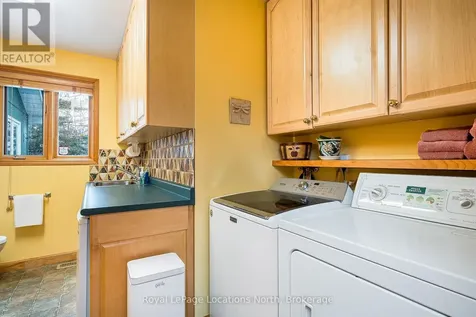 26 Oslerview Drive Clearview ON L9Y 3Y9