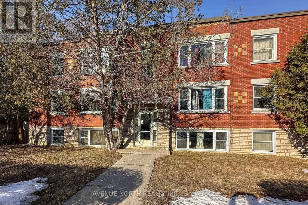 149 Marquette Avenue Ottawa ON K1L 5J7