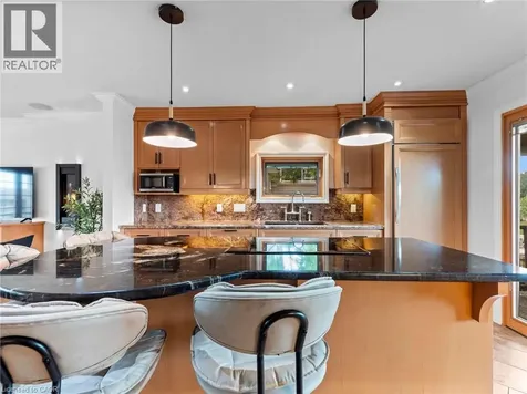 49 Gill Road Grand Bend ON N0M 1T0