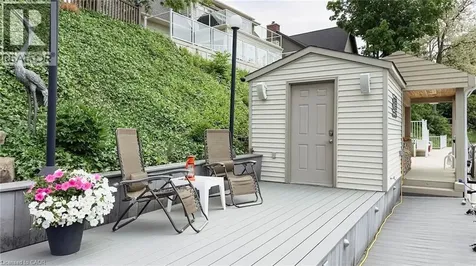 49 Gill Road Grand Bend ON N0M 1T0
