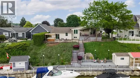 49 Gill Road Grand Bend ON N0M 1T0