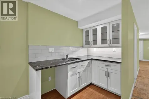 76 Abbotsford Trail Glanbrook ON L9B 0A4