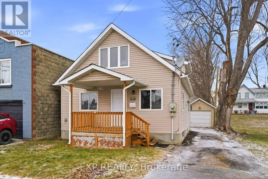 229 Fourth Street West Cornwall ON K6J 2R9
