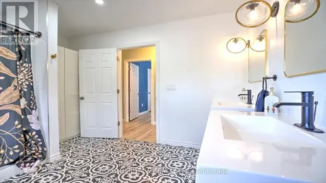 27 Meade Street Brighton ON K0K 1H0