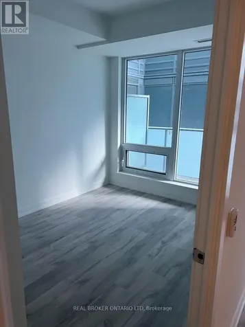 7 Golden Lion Heights Toronto (newtonbrook East) ON M2M 0C1