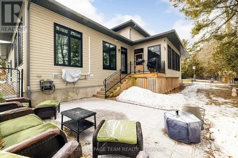 28 George Street Westport ON K0G 1X0