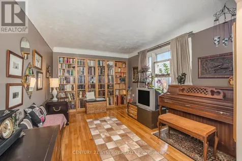 327 Richelieu Avenue Ottawa ON K1L 6J8