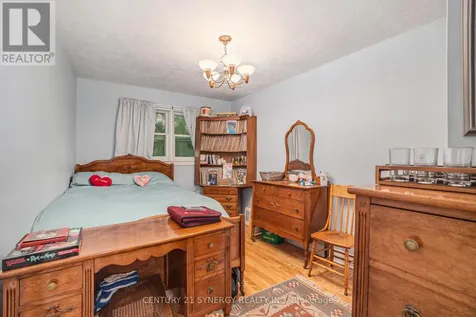 327 Richelieu Avenue Ottawa ON K1L 6J8