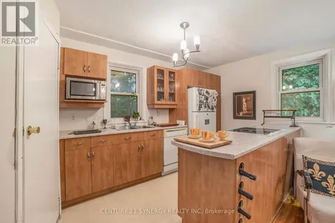 327 Richelieu Avenue Ottawa ON K1L 6J8
