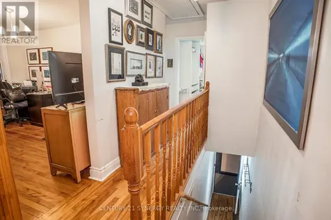327 Richelieu Avenue Ottawa ON K1L 6J8