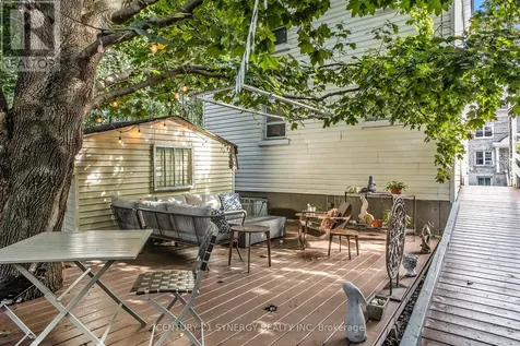 327 Richelieu Avenue Ottawa ON K1L 6J8