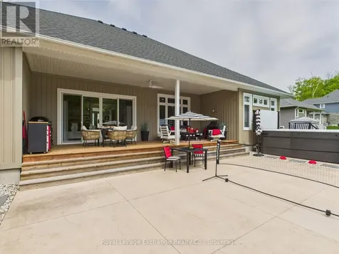 12 Sunset Place Huron-kinloss ON N2Z 0G6