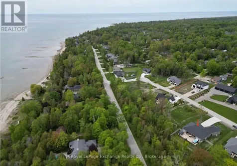 12 Sunset Place Huron-kinloss ON N2Z 0G6