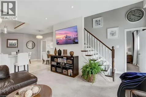 6 Kopperfield Lane Hamilton ON L0R 1W0