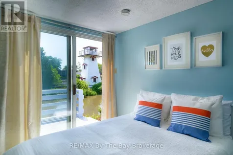 169 Mosley Street Wasaga Beach ON L9Z 2K1