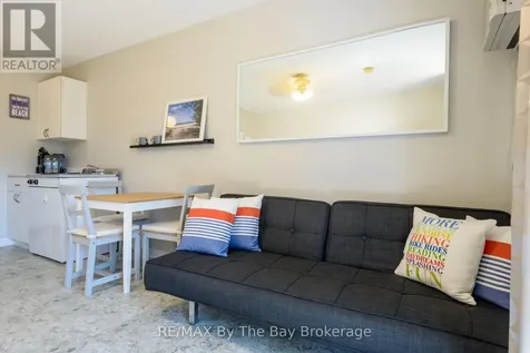 169 Mosley Street Wasaga Beach ON L9Z 2K1