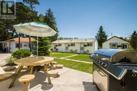 169 Mosley Street Wasaga Beach ON L9Z 2K1