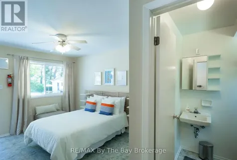 169 Mosley Street Wasaga Beach ON L9Z 2K1