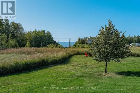 103 Ugovsek Crescent Meaford ON N0H 1B0