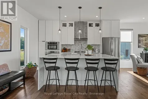 103 Ugovsek Crescent Meaford ON N0H 1B0