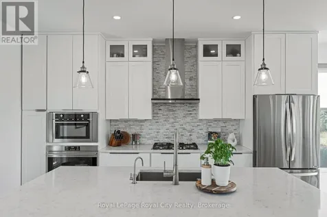 103 Ugovsek Crescent Meaford ON N0H 1B0