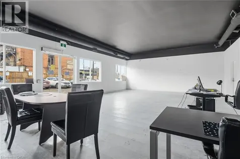 1096 Barton Street East Hamilton ON L8H 2V1