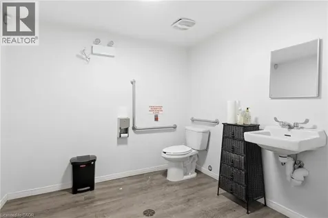 1096 Barton Street East Hamilton ON L8H 2V1