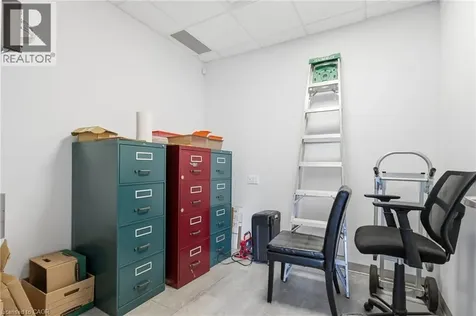 1096 Barton Street East Hamilton ON L8H 2V1