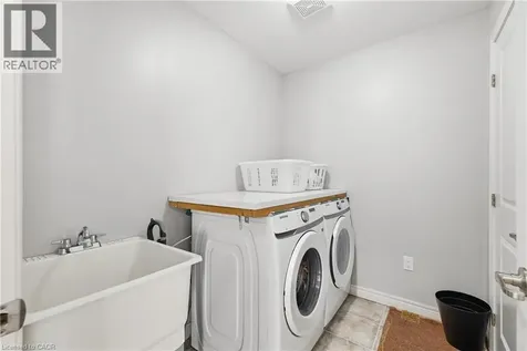 23 Doon Creek Street Kitchener ON N2R 0B4