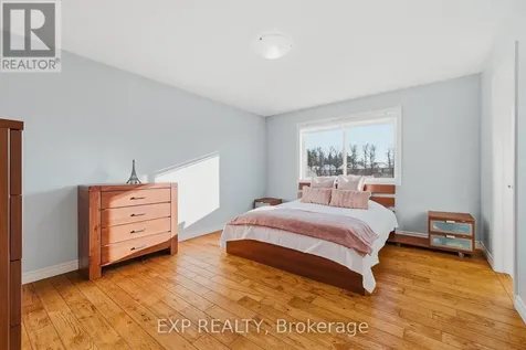 23 Doon Creek Street Kitchener ON N2R 0B4