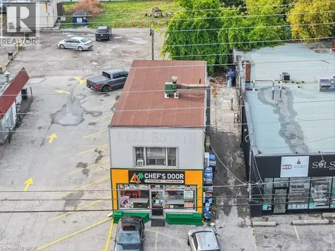 723 Lakeshore Road East Mississauga ON L5G 1J7