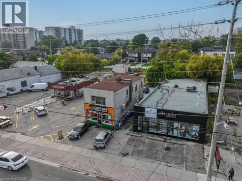 723 Lakeshore Road East Mississauga ON L5G 1J7