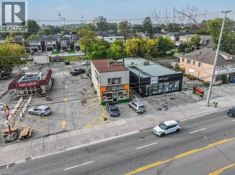723 Lakeshore Road East Mississauga ON L5G 1J7