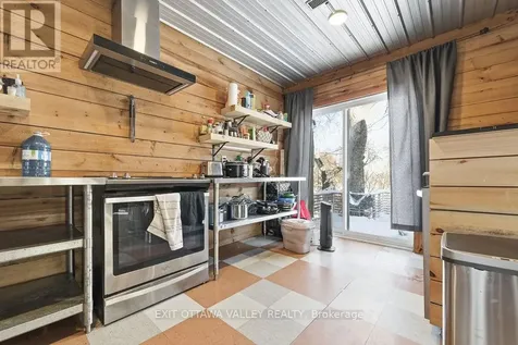 815 Pembroke Street West Pembroke ON K8A 5P5