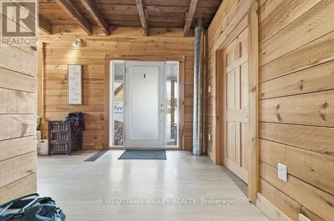815 Pembroke Street West Pembroke ON K8A 5P5