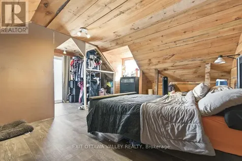815 Pembroke Street West Pembroke ON K8A 5P5