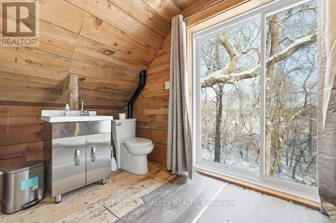 815 Pembroke Street West Pembroke ON K8A 5P5